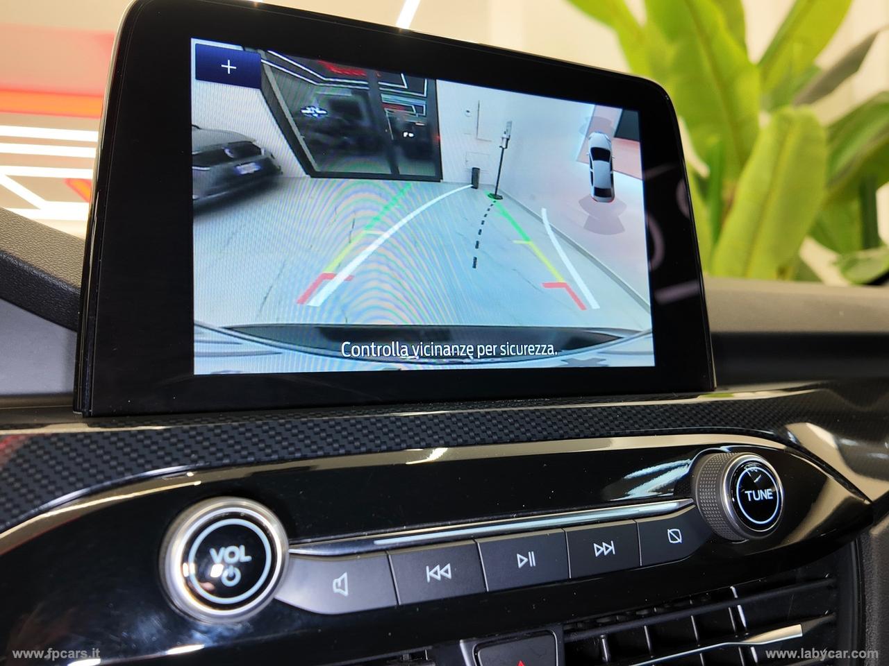 FORD Kuga 1.5 EcoBl. 120CV aut. 2WD ST-Line