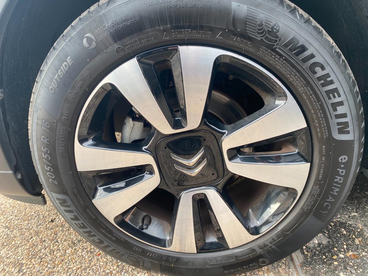 CITROEN C3 1.2 110Cv Keyless SHINE Pack 22.000Km!