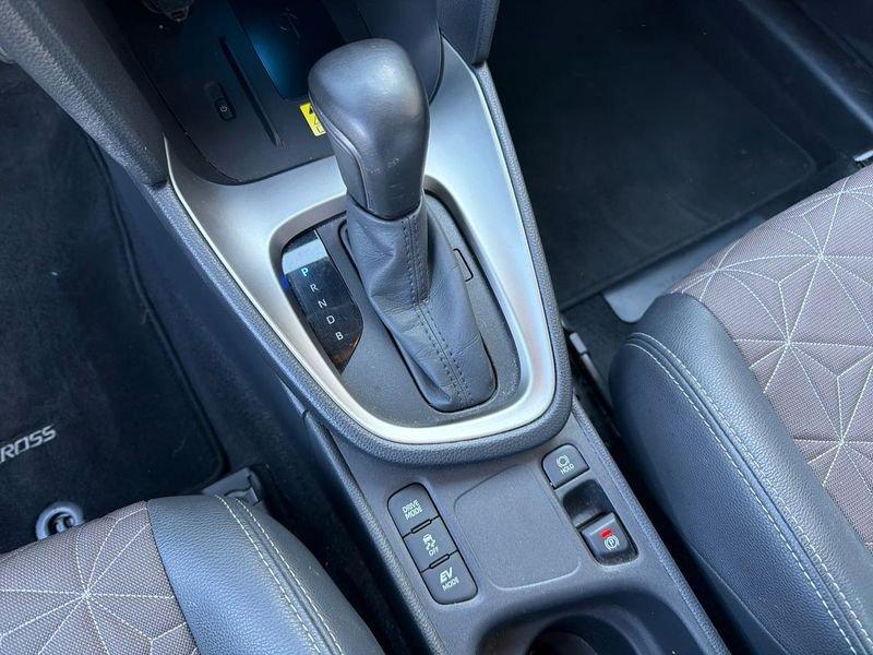 Toyota Yaris Cross Yaris Cross 1.5h Lounge fwd 116cv e-cvt