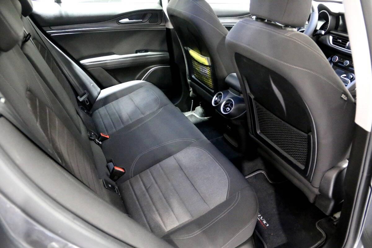 Alfa Romeo Stelvio 2.2 t Executive Q4 180cv auto