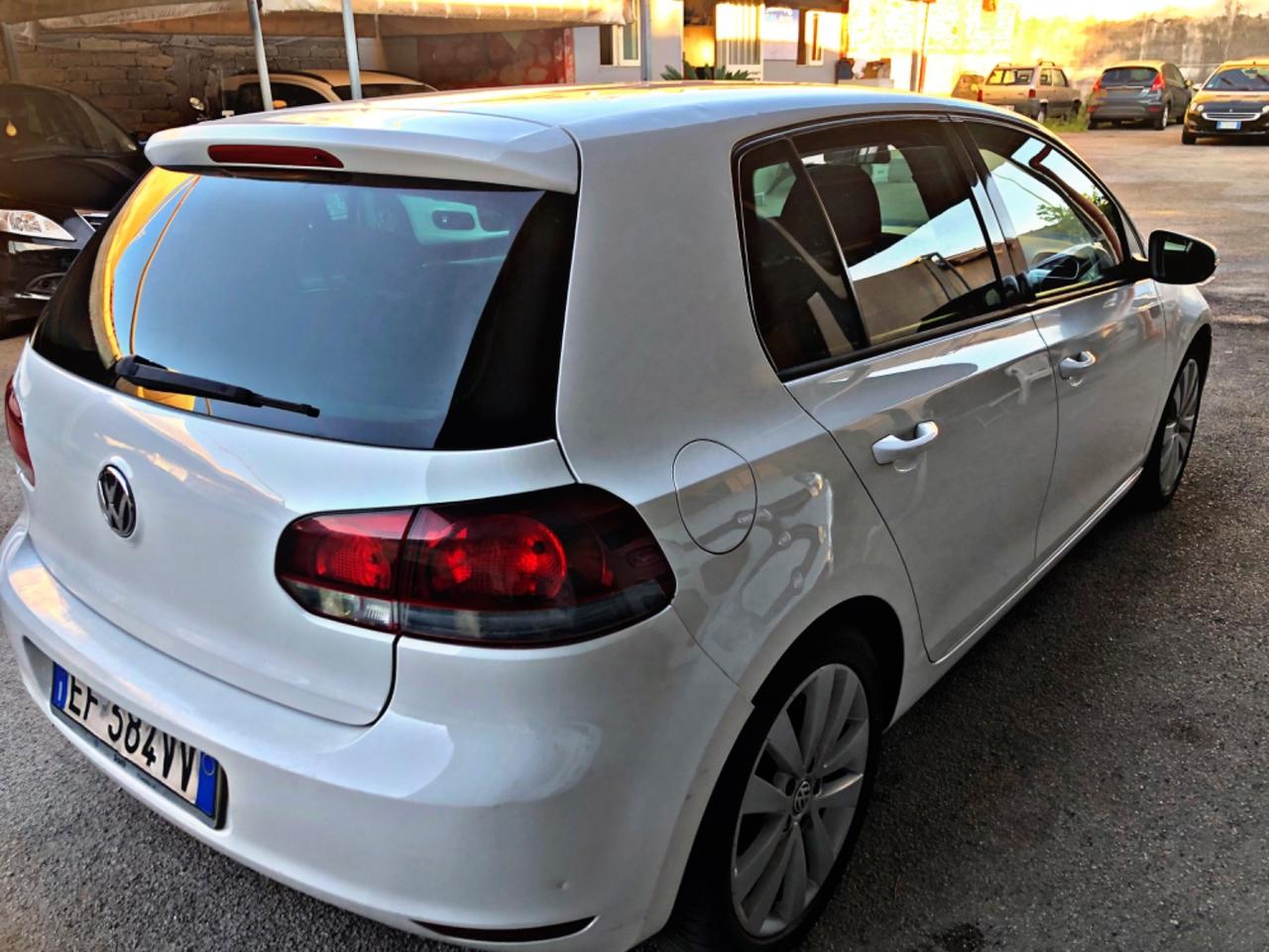 Volkswagen Golf 1.6 TDI Highline 2011
