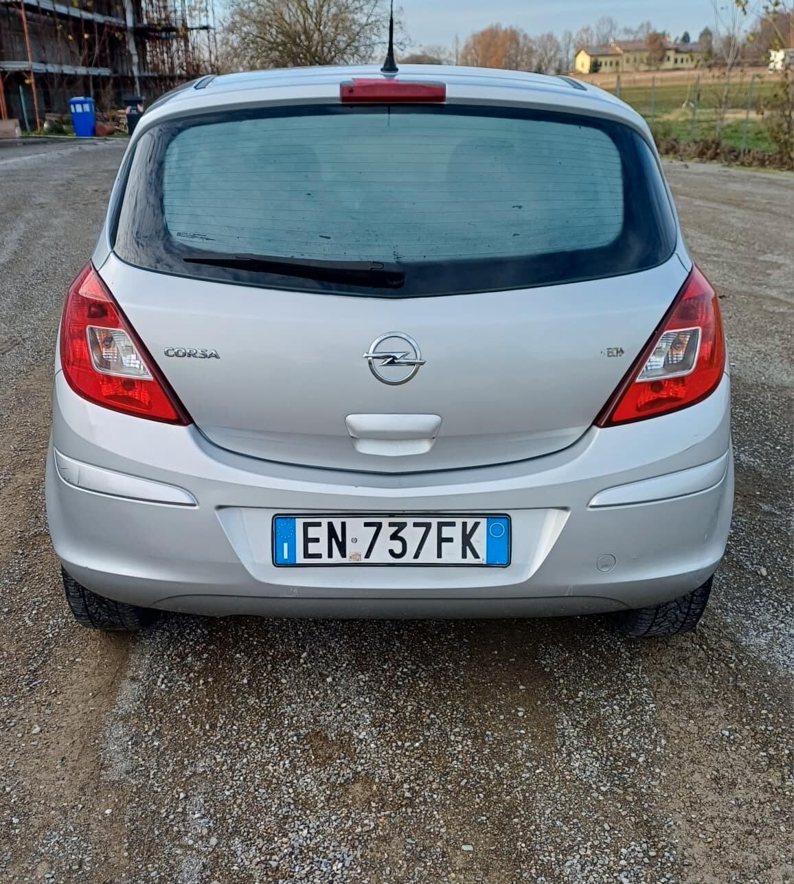 Opel Corsa 1.2 85CV 5 porte GPL-TECH Edition
