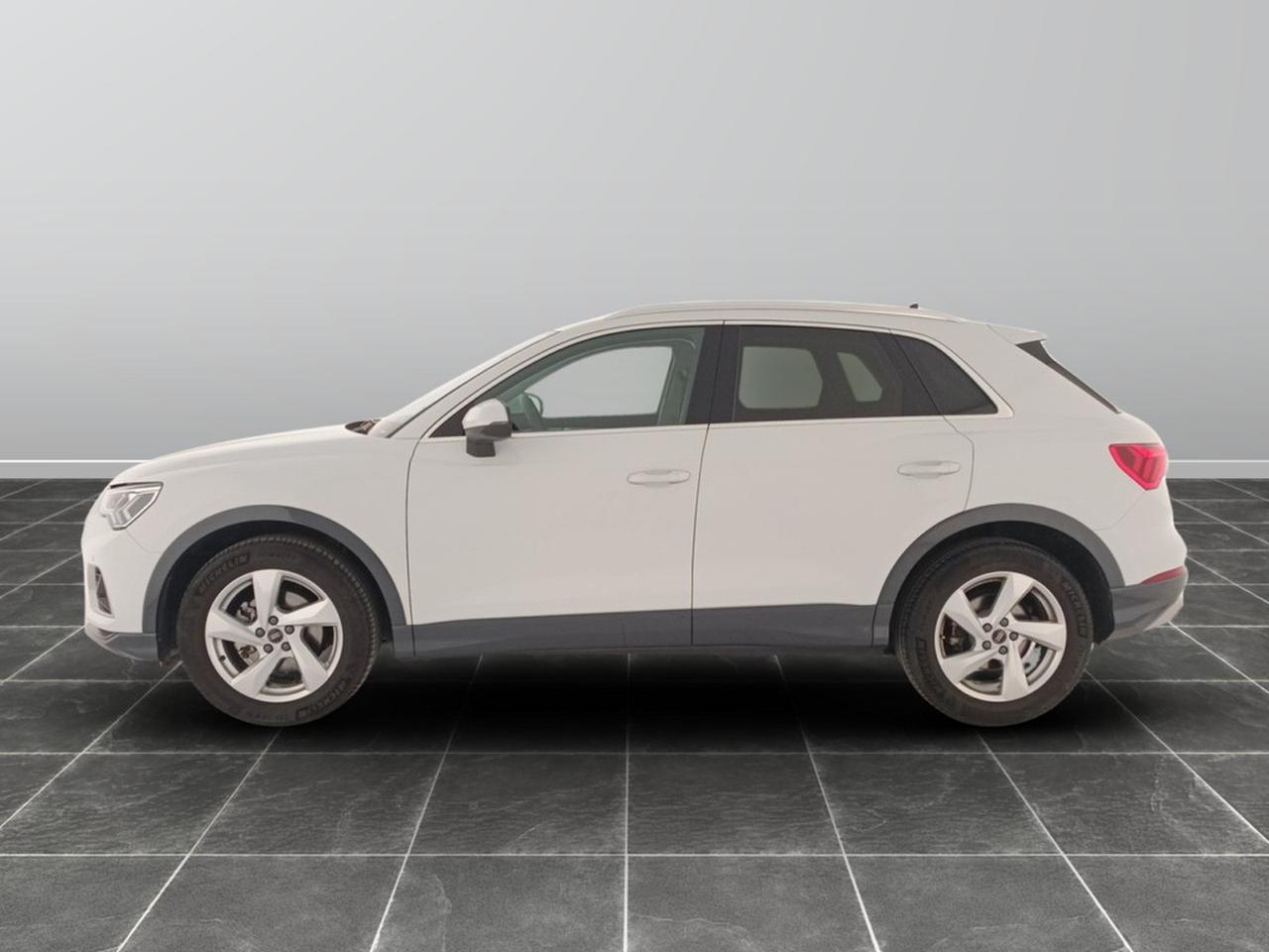 Audi Q3 35 2.0 tdi business advanced s tronic