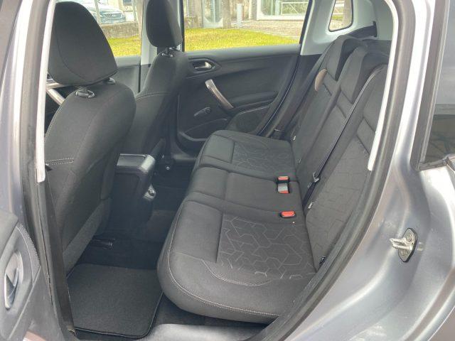 PEUGEOT 2008 BlueHDi 100 Allure