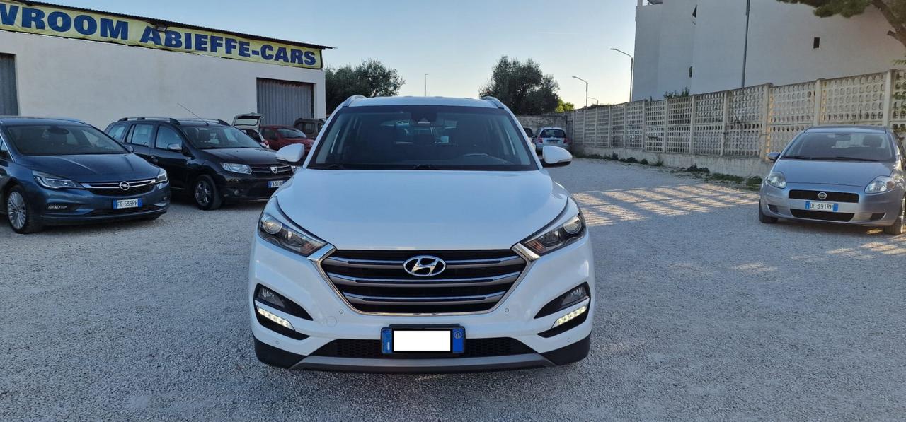 Hyundai Tucson 1.7 CRDi XPossible 2015 PERFETTA