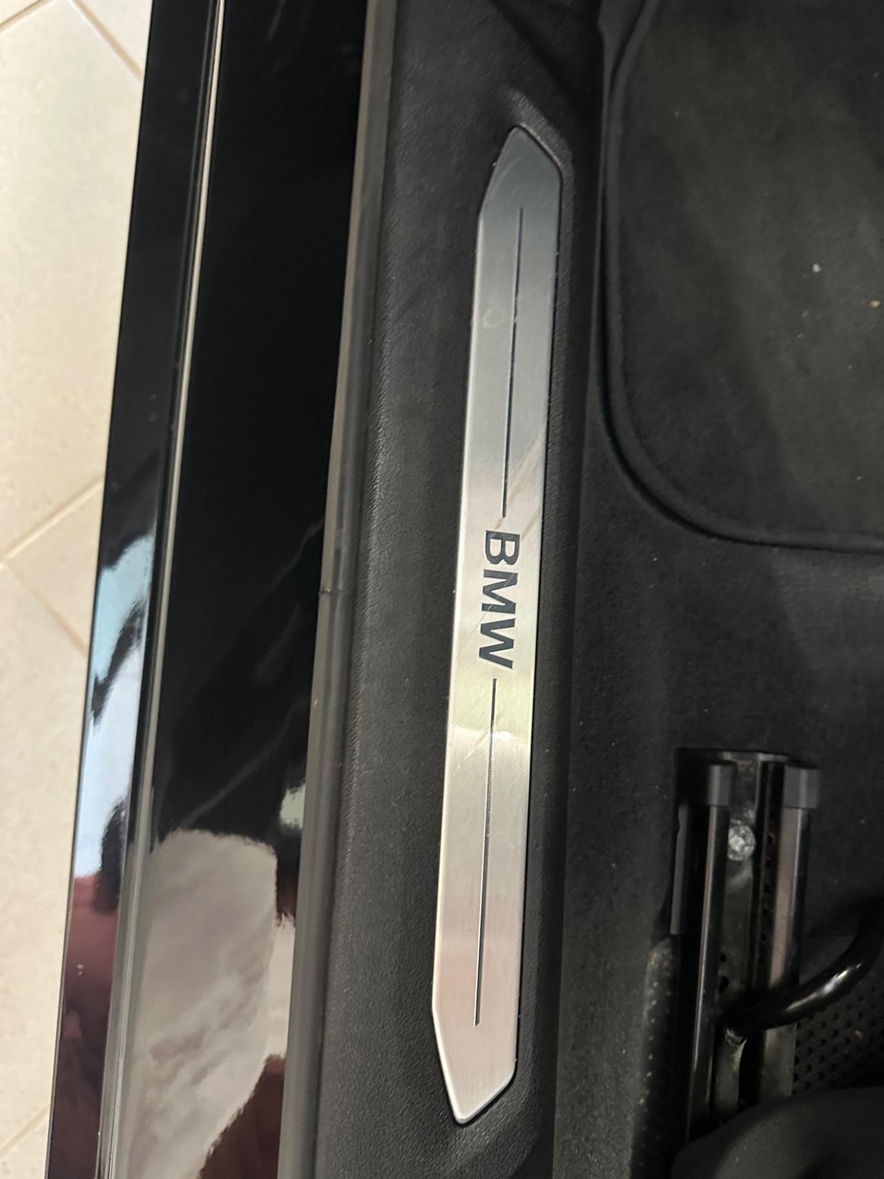 Bmw 120 120d 5p. Business Advantage