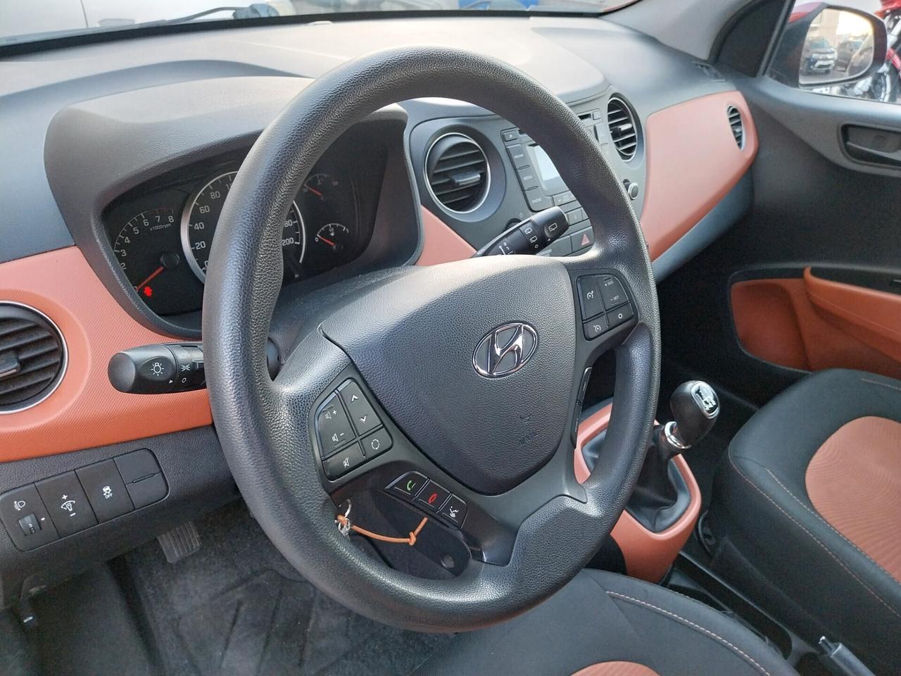 HYUNDAI I10 1.0 BENZINA 52.000 KM 2015
