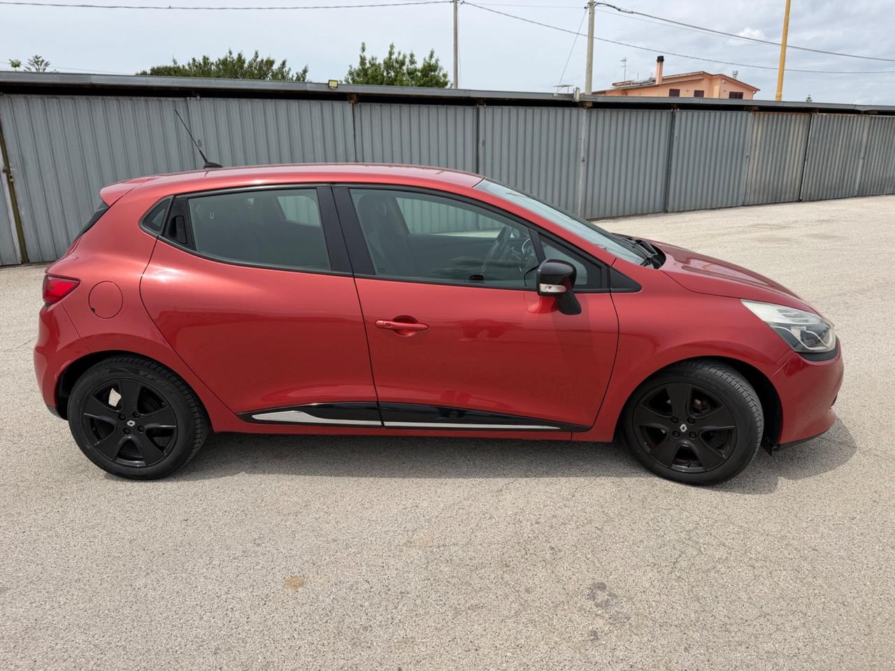 RENAULT CLIO 2013 DIESEL *FULL OPTIONAL