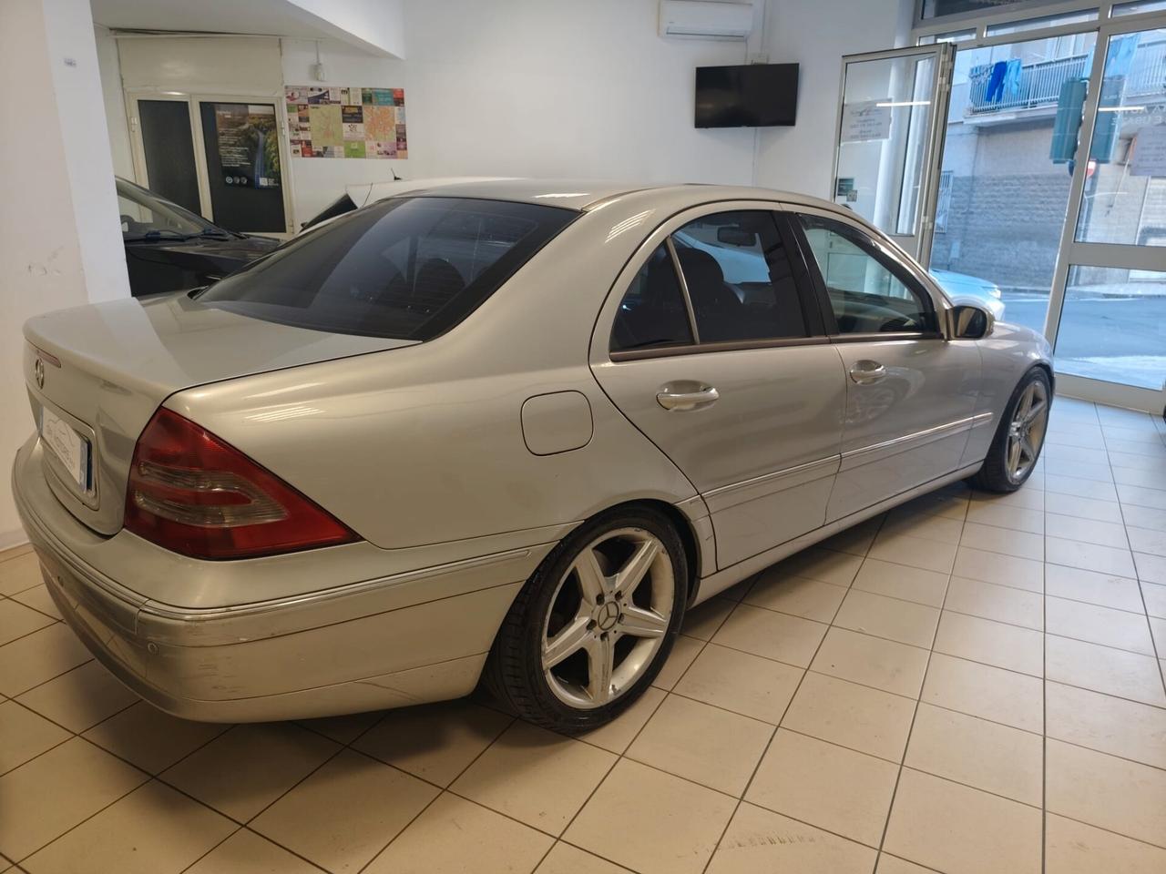 Mercedes-benz C 270 220 CDI Avantg.