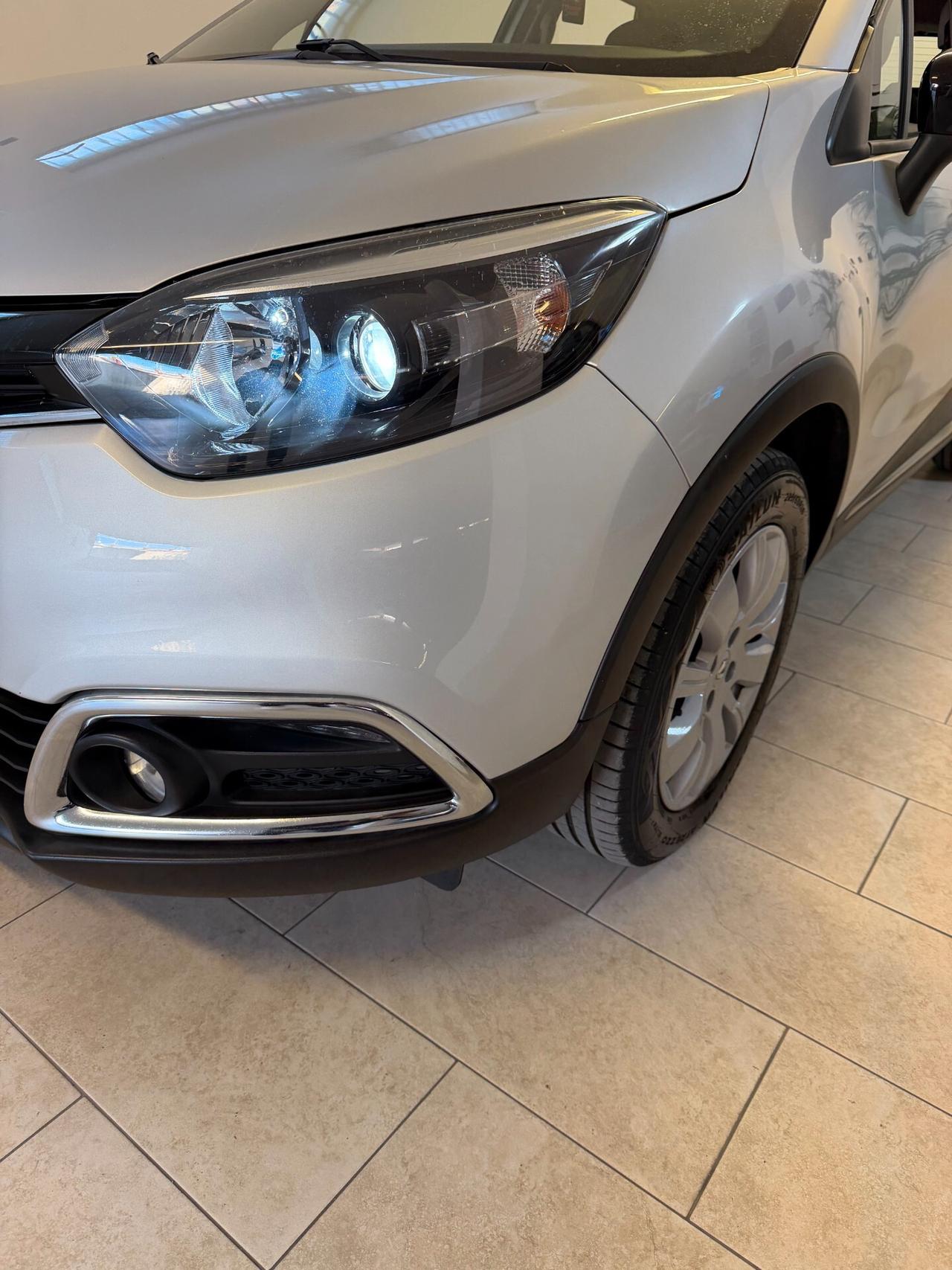 Renault Captur 1.5 90 CV FULL OP DISTRIB TAGLIAND NEOPATENTATI