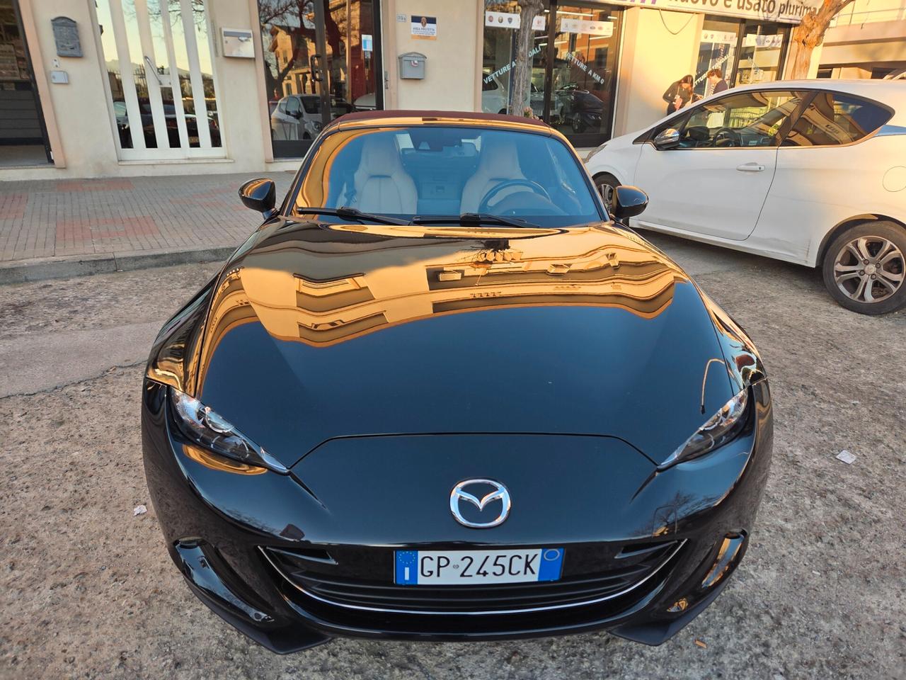 Mazda MX-5 2.0L Skyactiv-G Sport