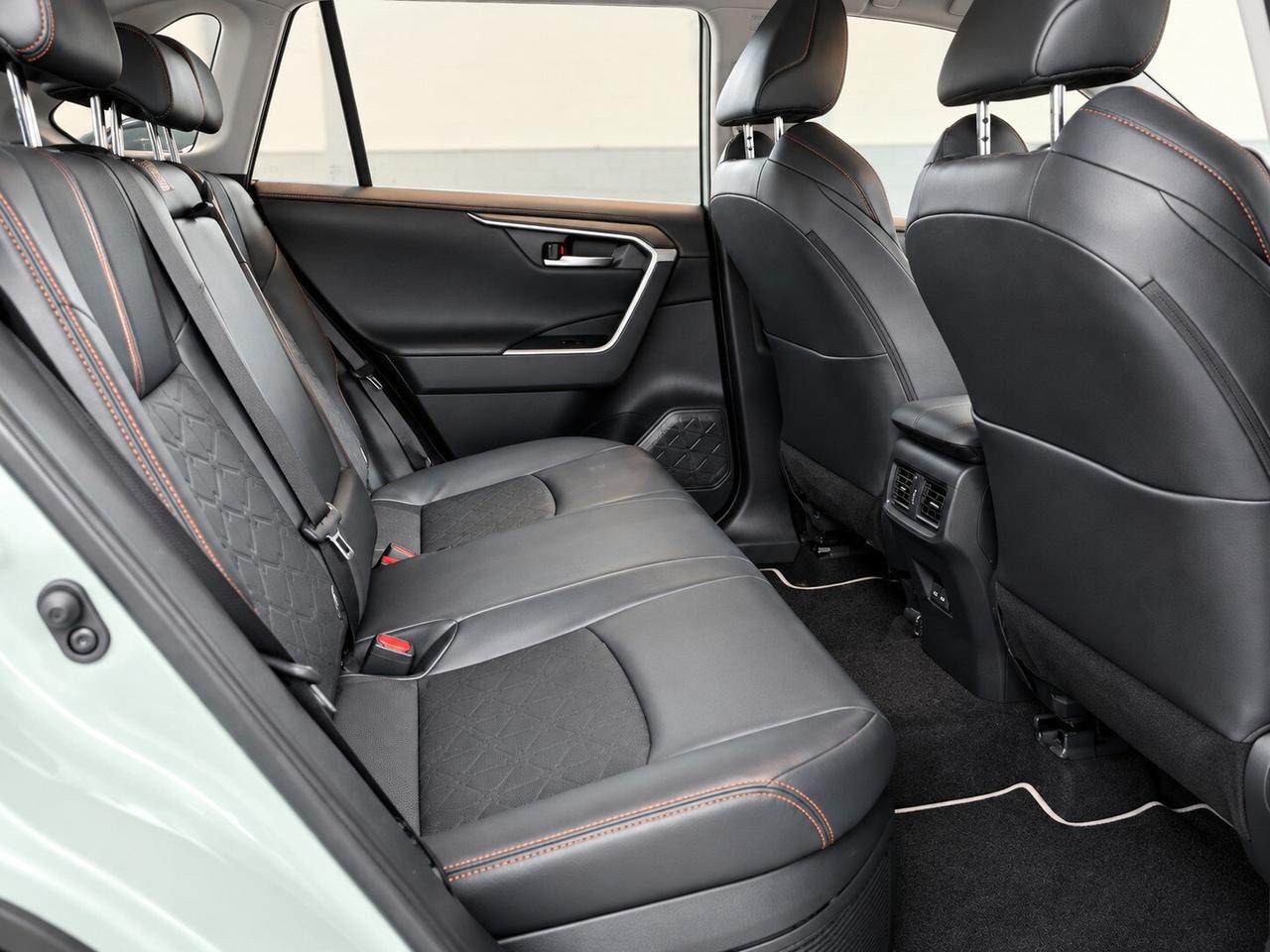Toyota RAV4 2.5 eCVT Hybrid AWD-i Adventure 222 CV