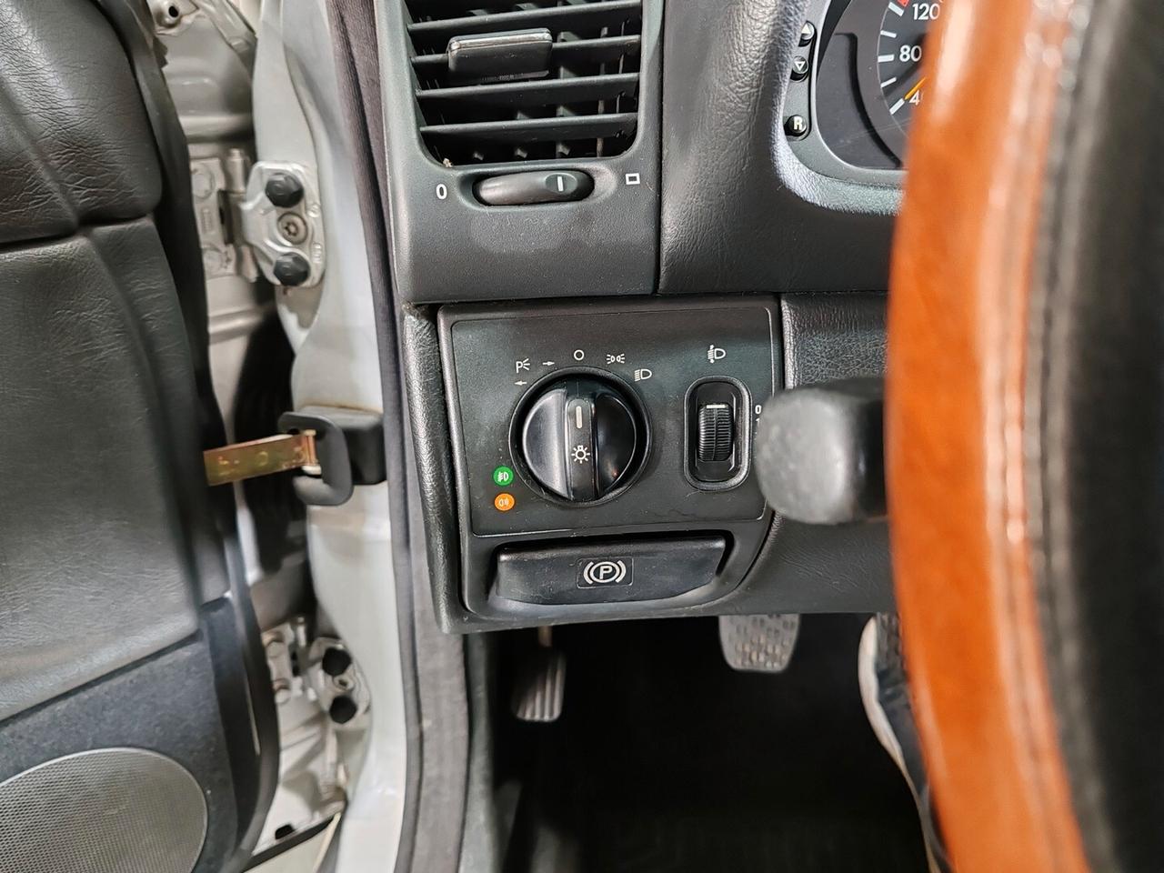 Mercedes-benz CLK 200 K CABRIO 4 POSTI
