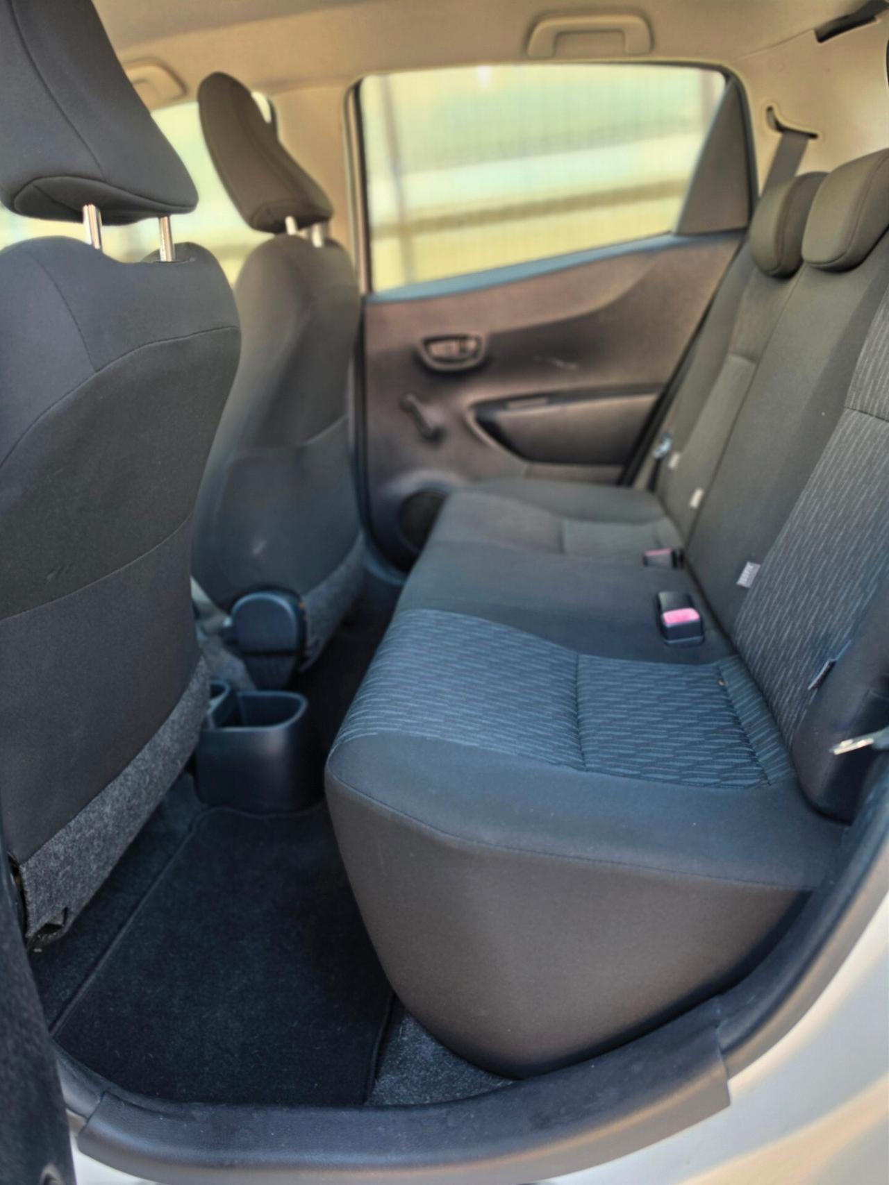 Toyota Yaris 1.0 5 porte Active