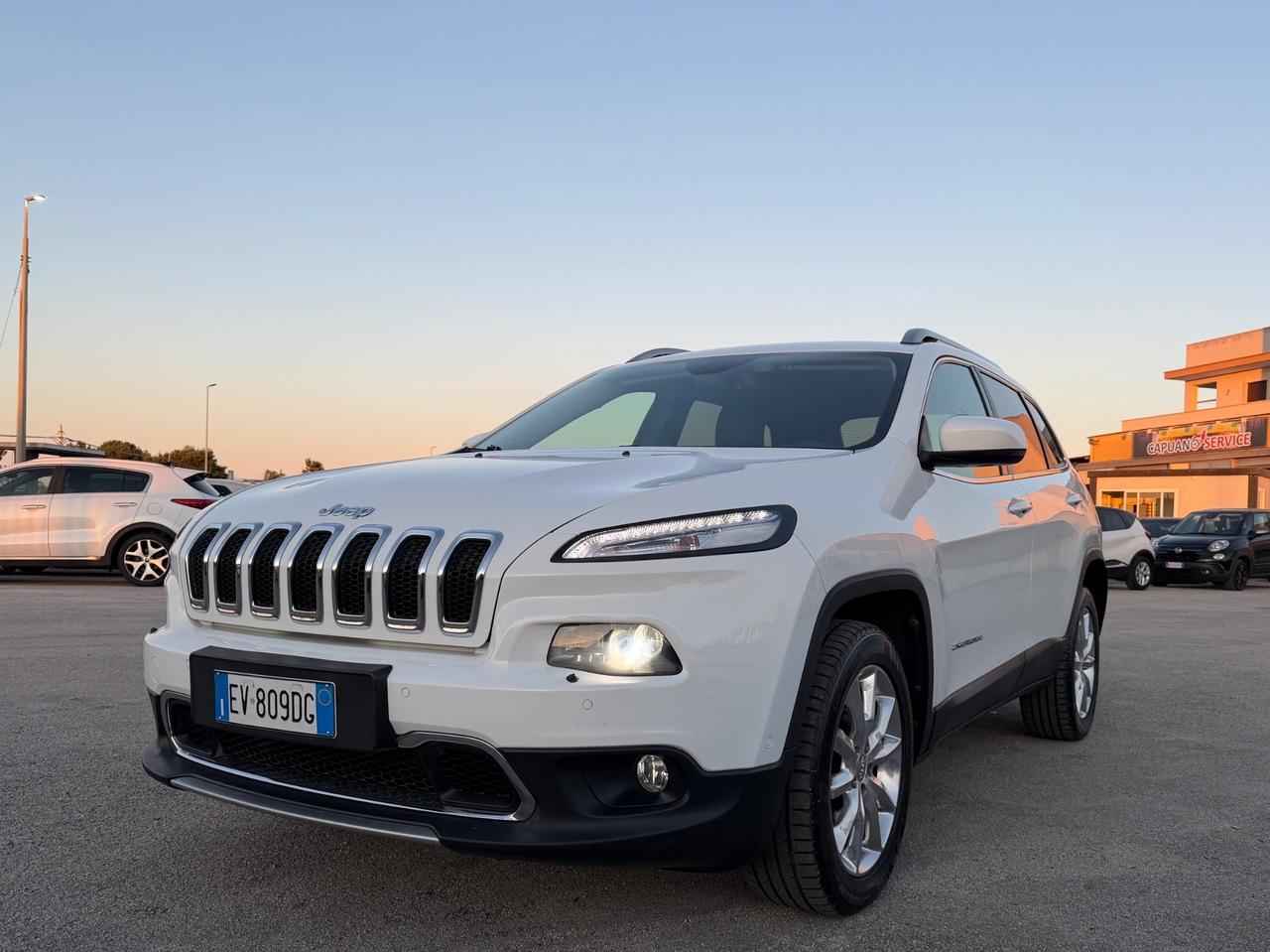 JEEP CHEROKEE 2.0 MJTD 140CV 2WD MANUAL FULL LED
