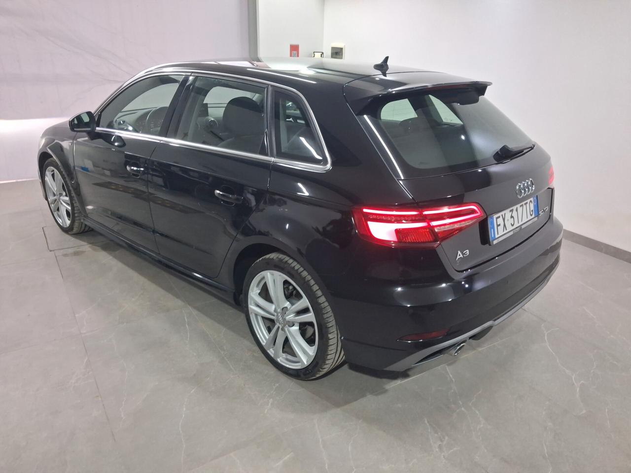 Audi A3 SPB 30 TDI S tronic s line iva deducibile