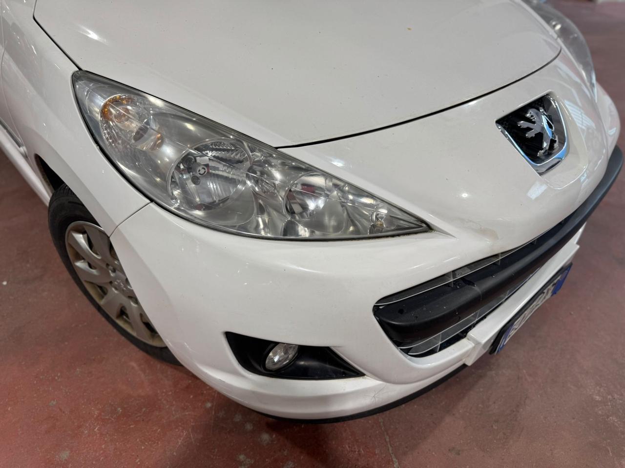 Peugeot 207 1.6 VTi 120CV 5p. Allure SI NEOPATENTATI