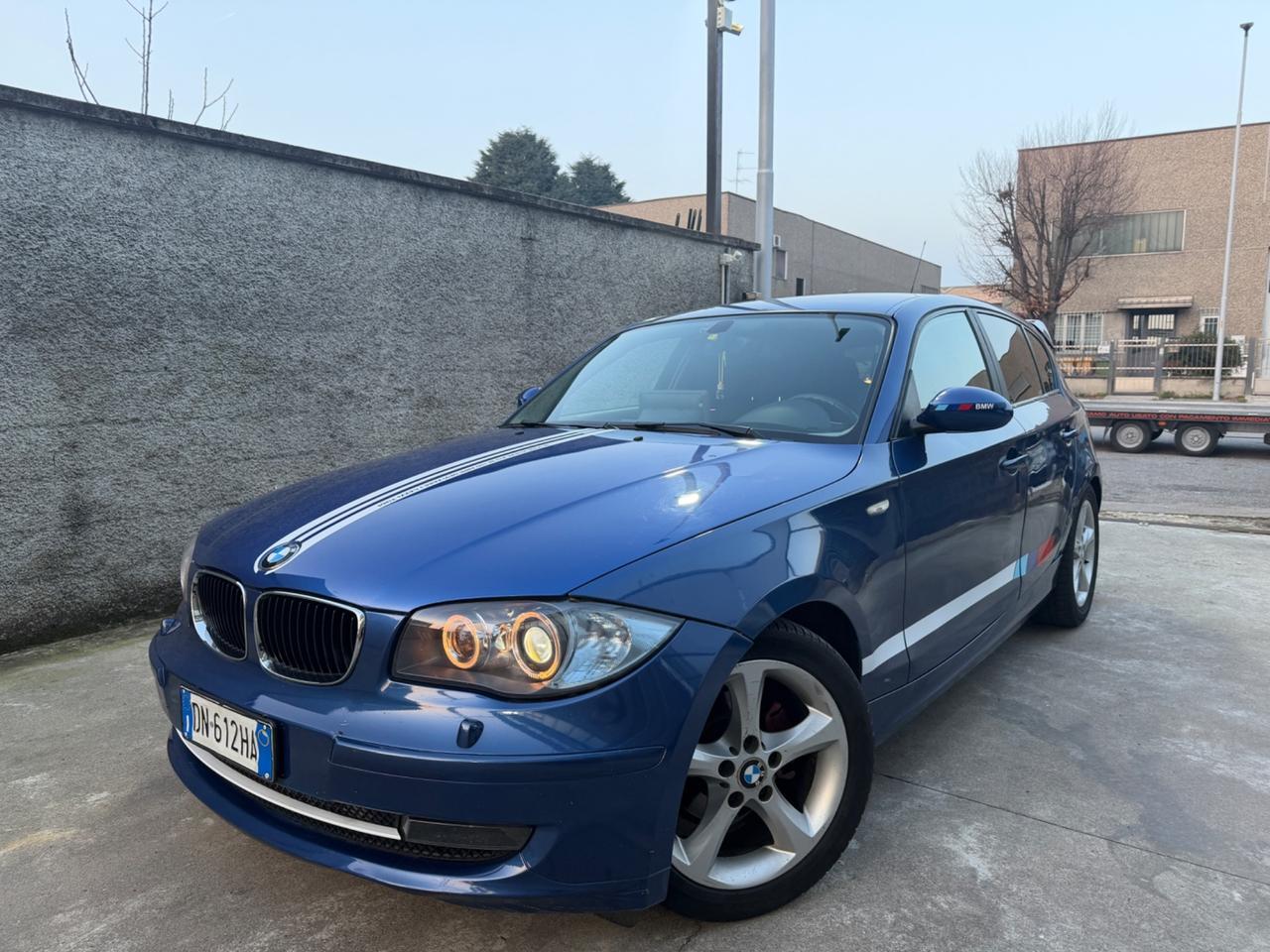 BMW 116i BENZINA EURO4 ANGEL EYES GANCIO TRAINO