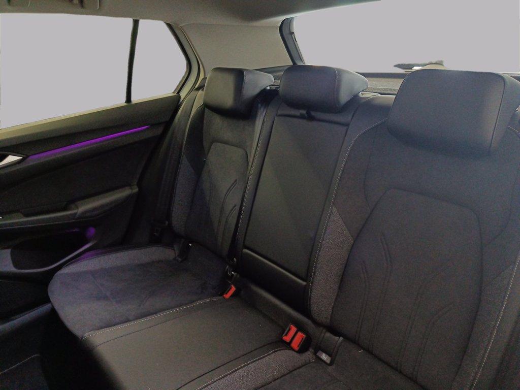 VOLKSWAGEN Golf 1.5 tsi style 150cv del 2025