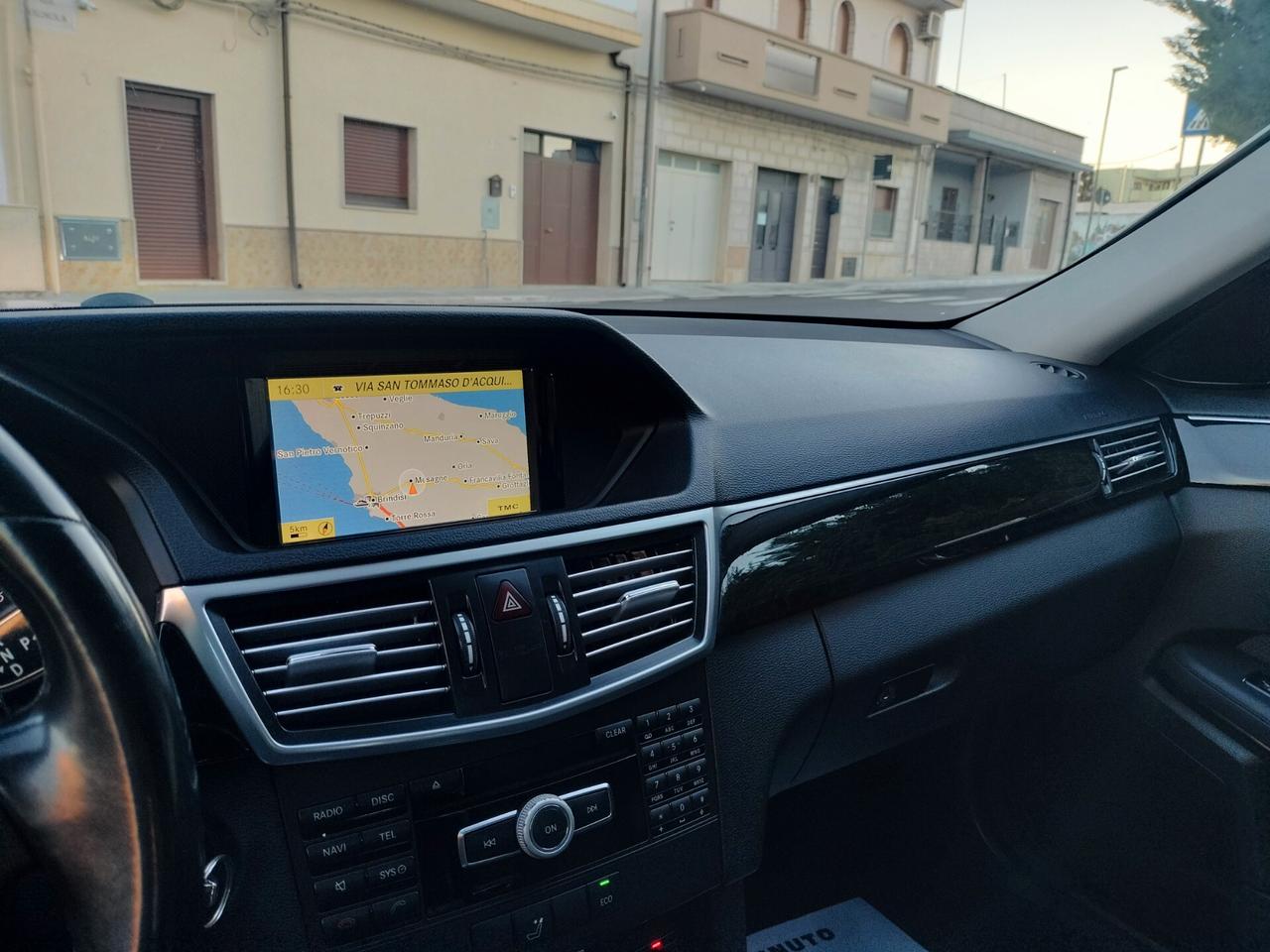 Mercedes-benz E 220 CDI BlueEFFICIENCY Avantgarde 156.000km