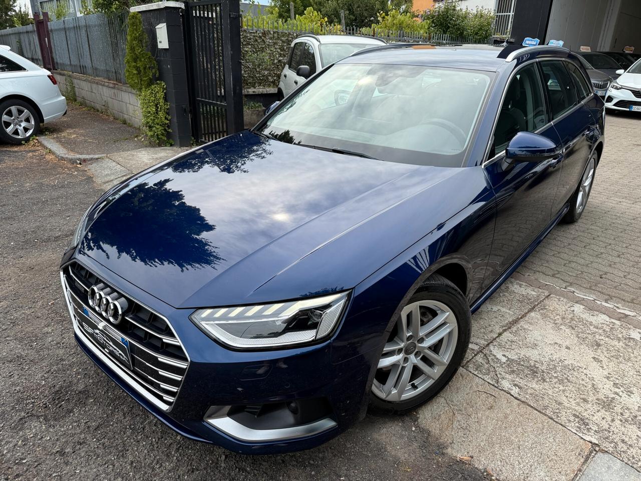 Audi A4 Avant 40 TDI quattro S tronic S line edition