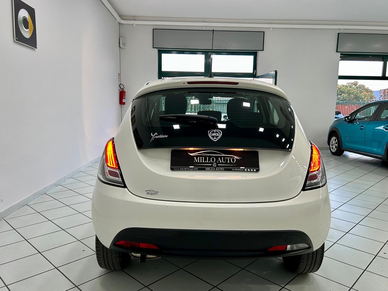 Lancia Ypsilon 1.2cc 69 CV 5 porte Gold