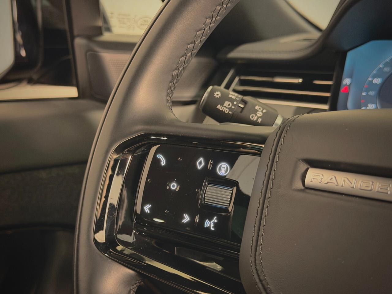 Land Rover Range Sport 3.0D l6 300 CV Dynamic HSE