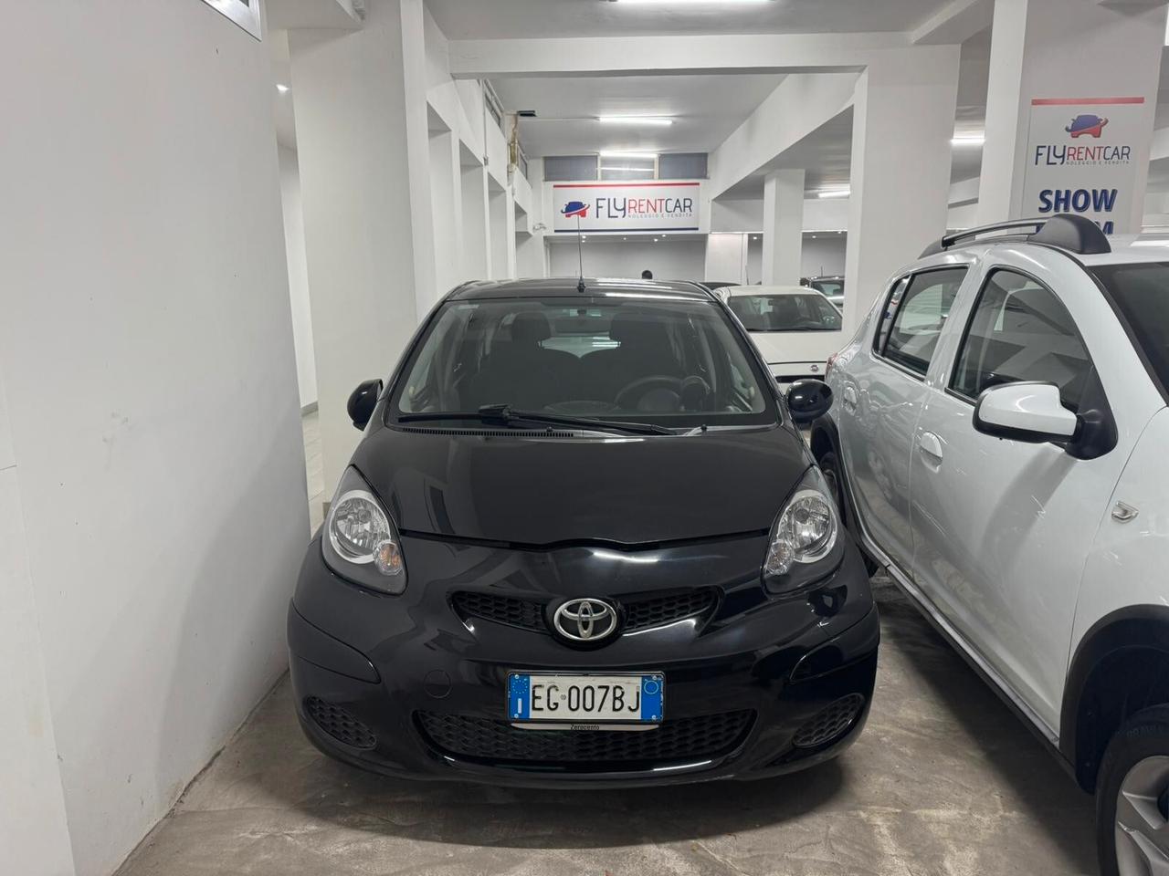 Toyota Aygo 1.0 12V VVT-i 5 porte Now Connect