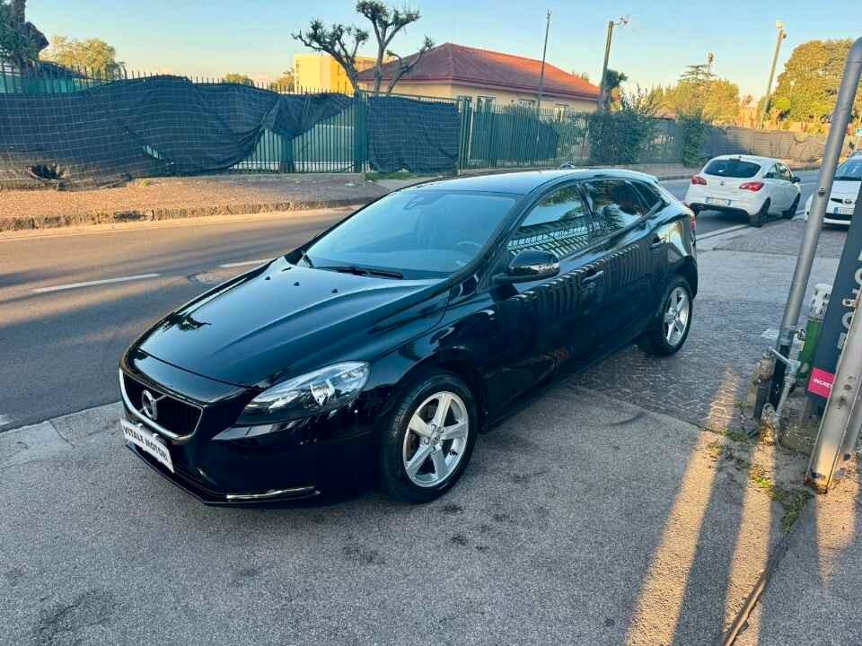 Volvo V40 2.0 D2 Inscription 120 CV