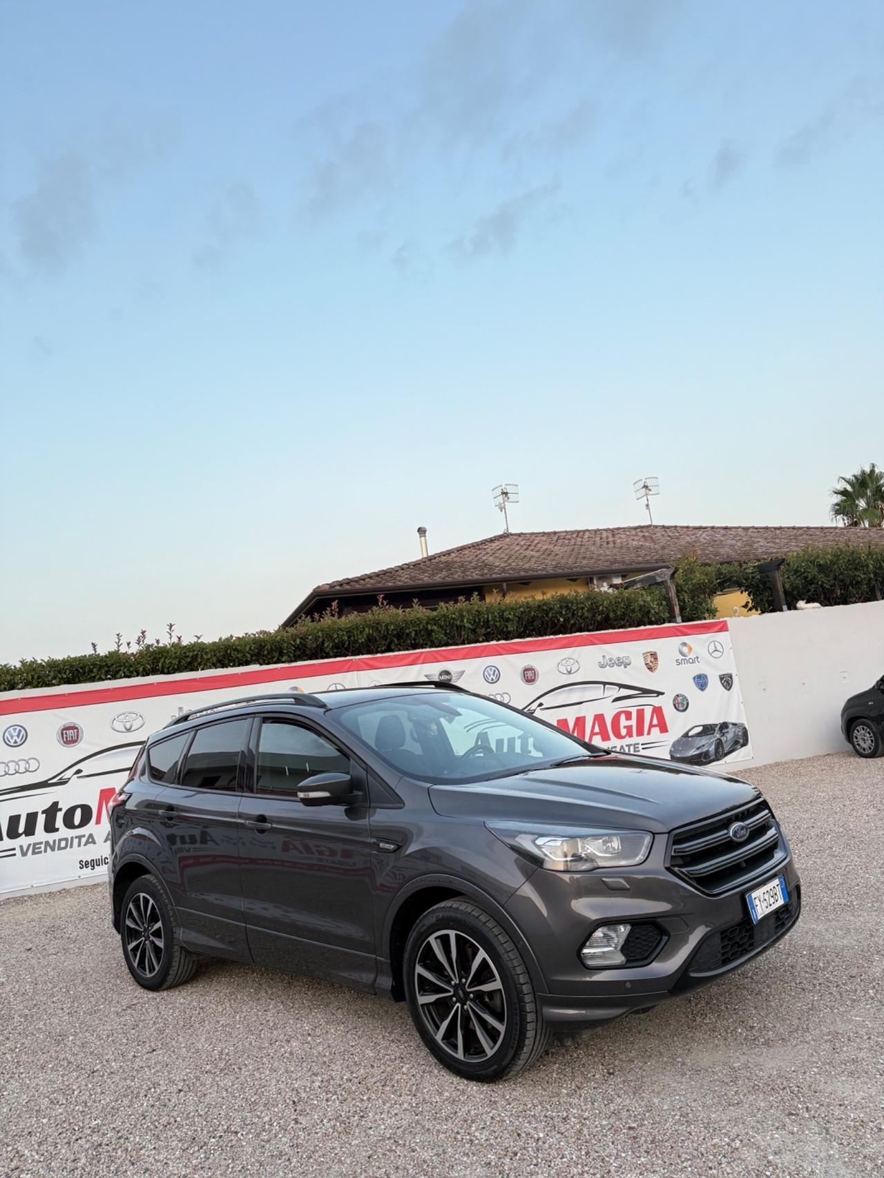 Ford Kuga 2.0 TDCI 150 CV S&S 4WD Powershift ST-Line