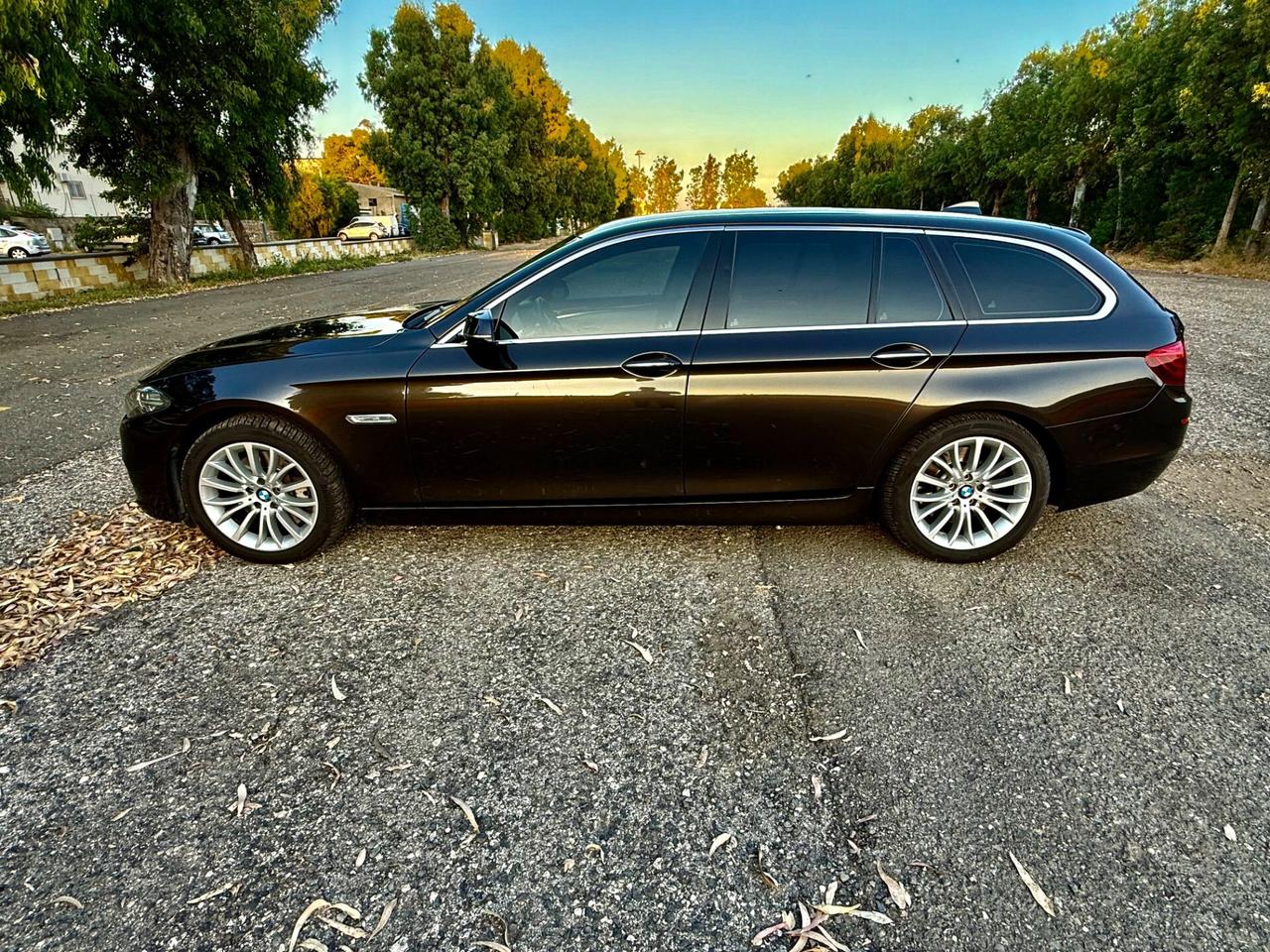 BMW 530d xDRIVE 258CV TOURING LUXURY