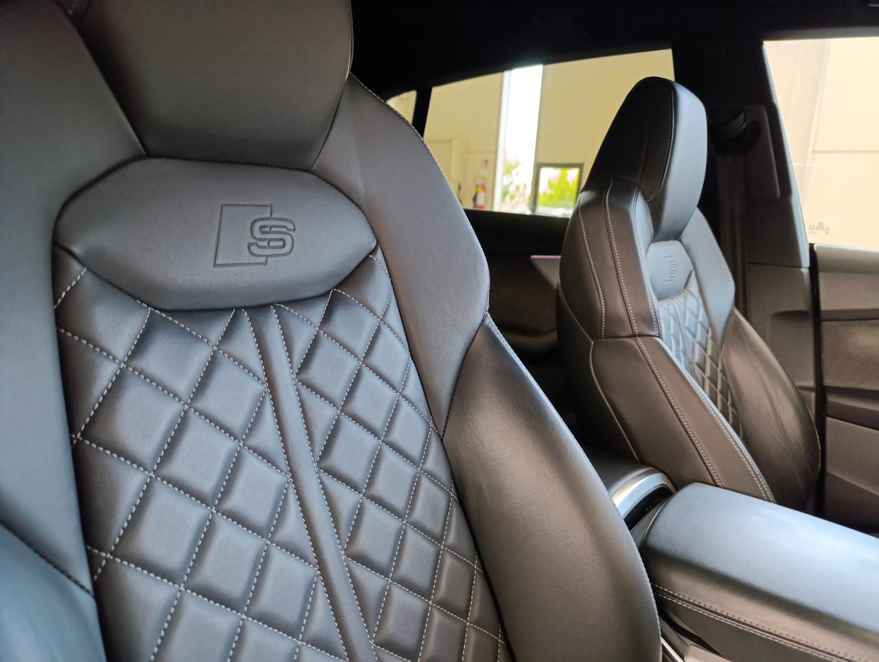 Audi Q8 55 3.0 tfsi mhev Sport quattro tiptronic