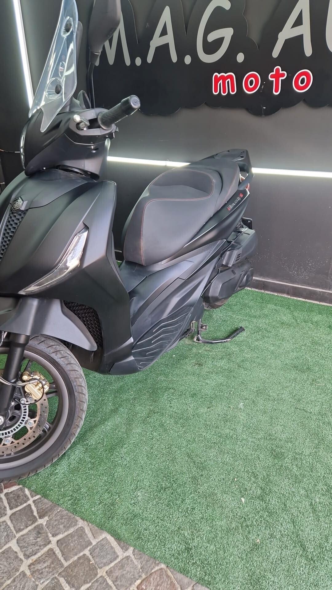 Piaggio Beverly 400