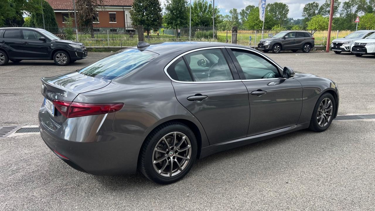 Alfa Romeo Giulia 2.2 Turbodiesel 150 CV Super
