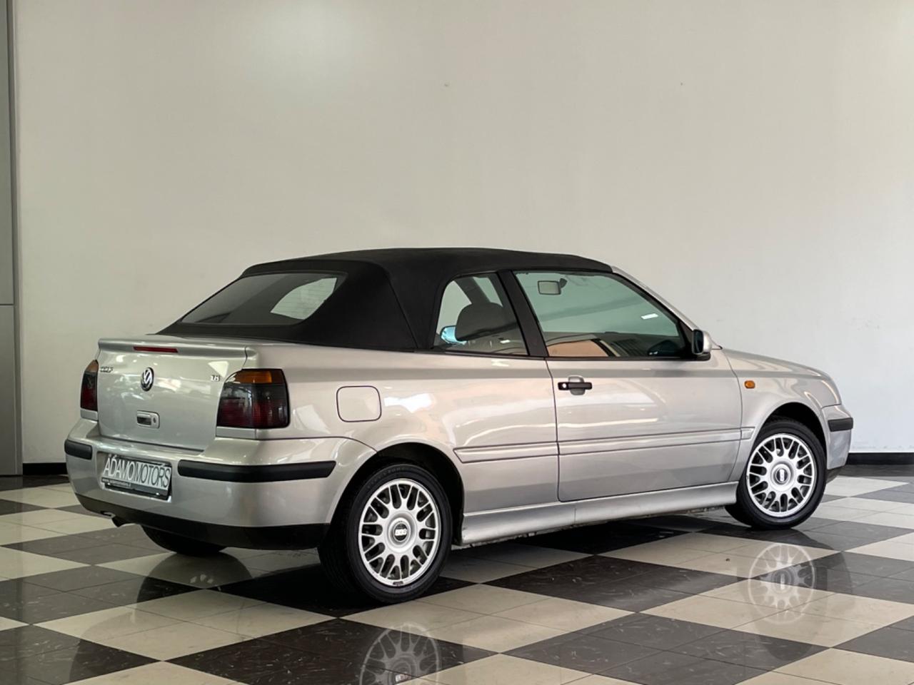 Volkswagen Golf Cabriolet Golf Cabriolet 1.8/75 CV cat Movie