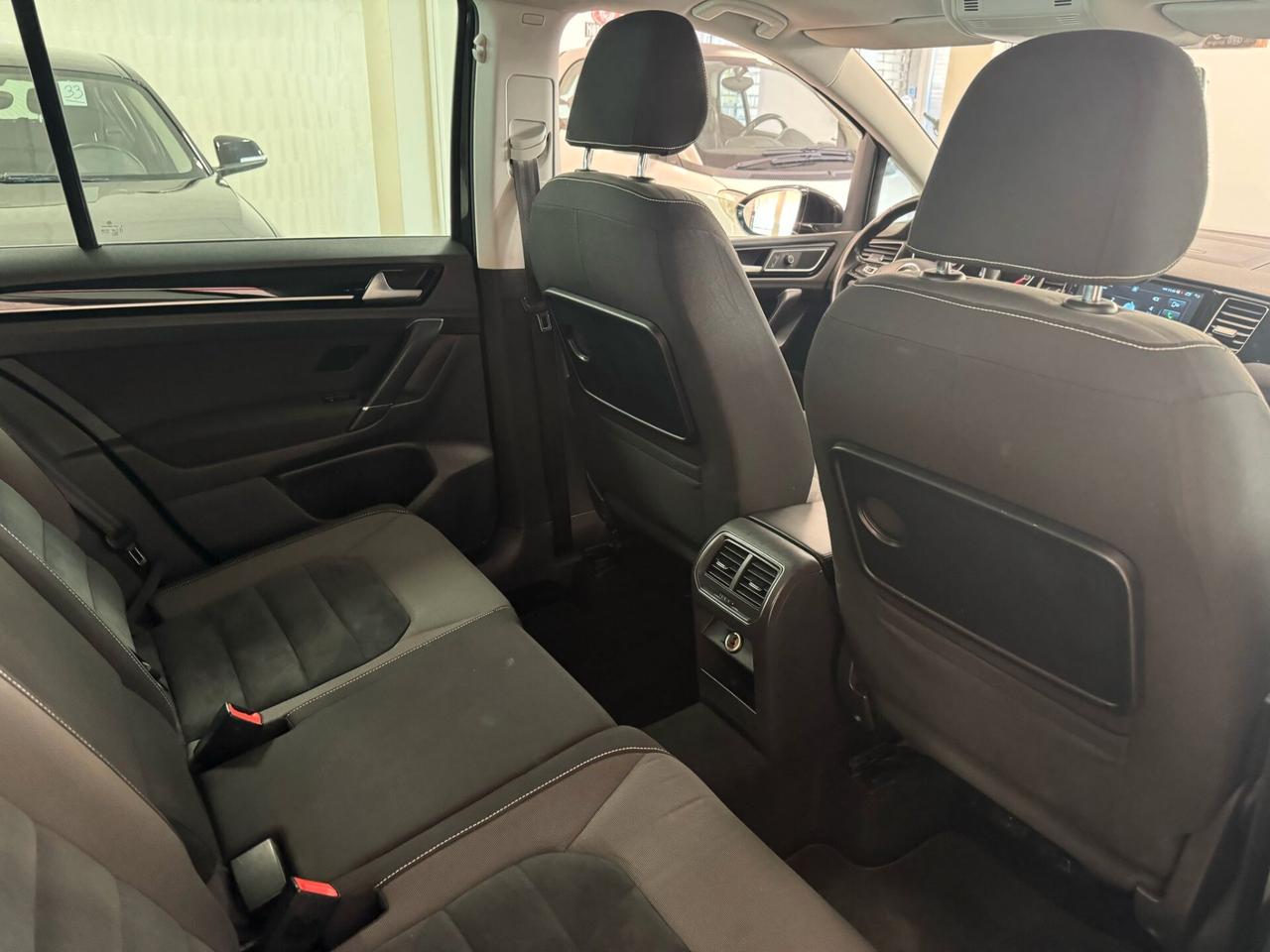Volkswagen Golf Sportsvan Golf Business 1.6 TDI DSG 5p. Highline BlueMotion Technology