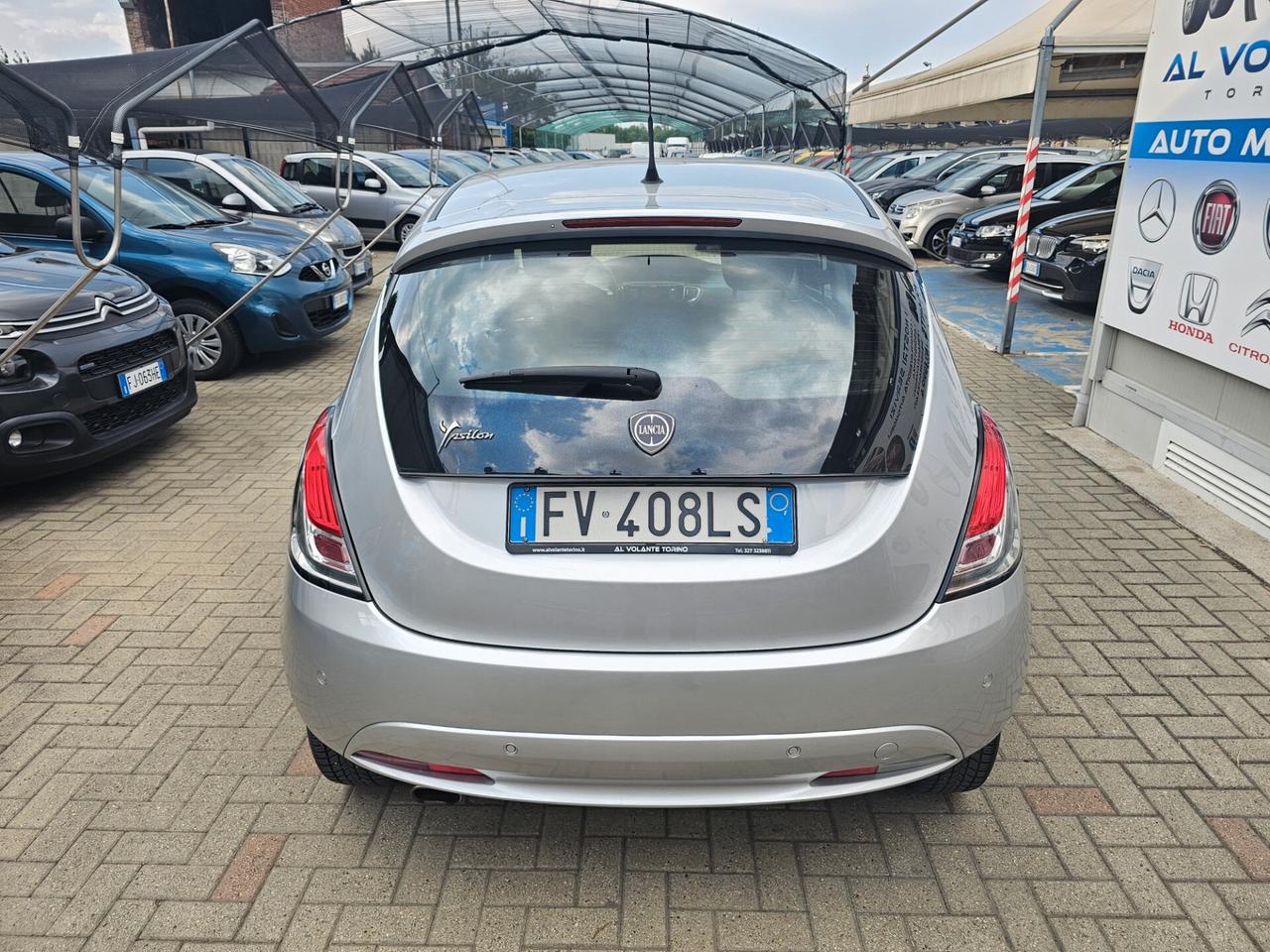 Lancia Ypsilon 1.2 69 CV 5 porte S&S Platinum - Unico proprietario