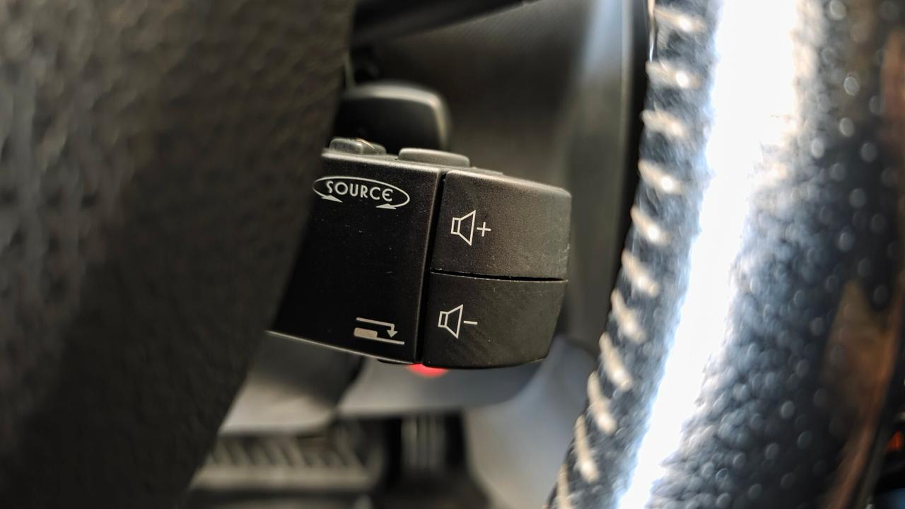 Dacia Duster 1.5 dCI 110CV 4WD + GANGIO TRAINO e BLOCCO DIFFERENZIALE