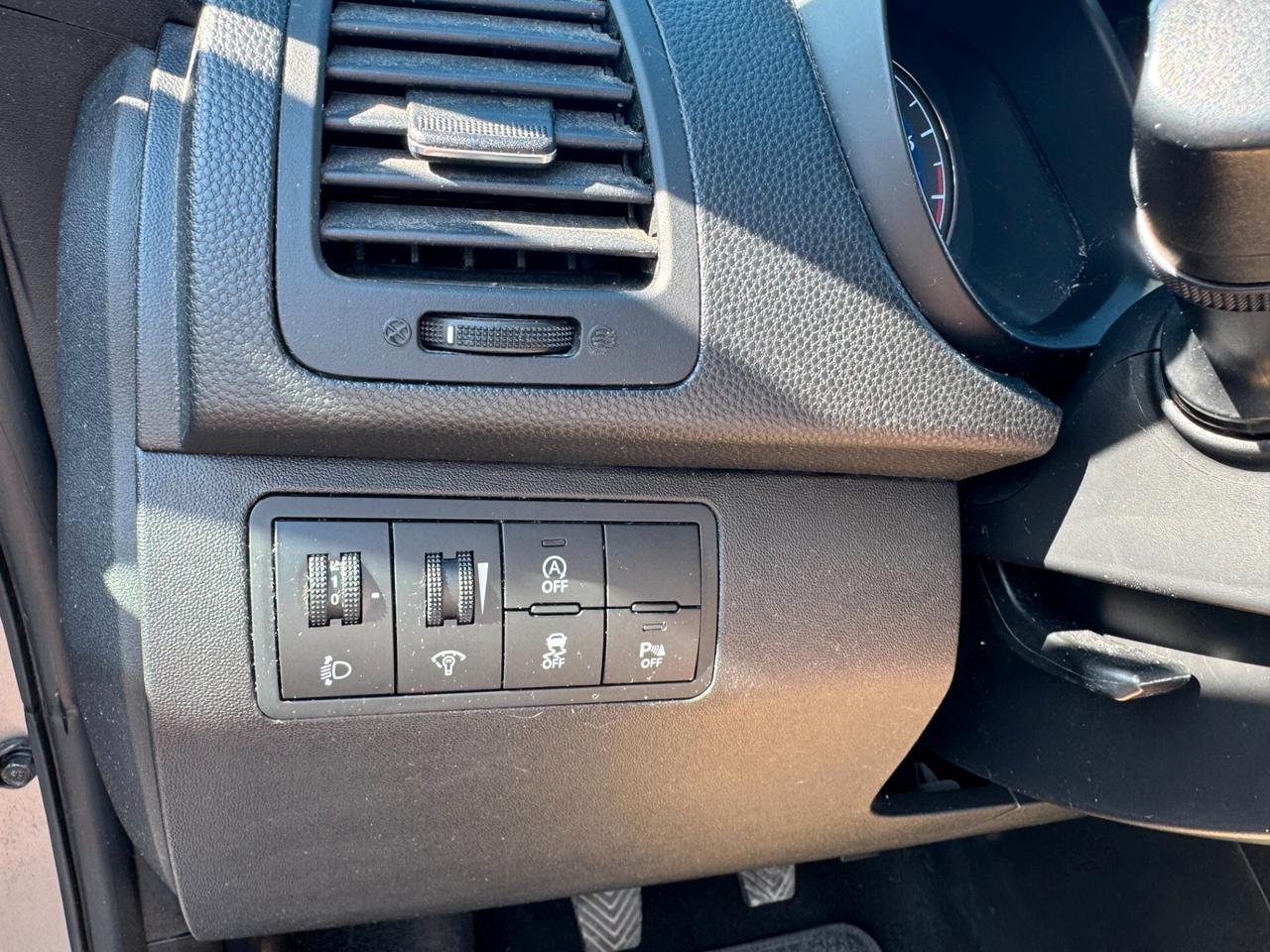 93000KM HYUNDAI IX20 1.4 BENZINA 90CV 2018