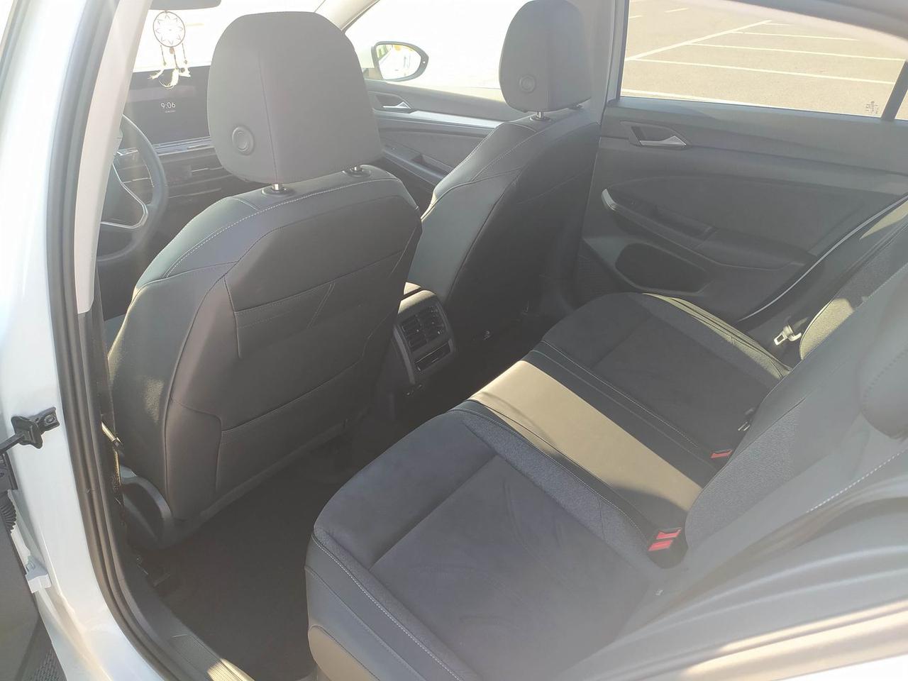 Volkswagen Golf Style 1.5 eHybrid PHEV 204C #12024