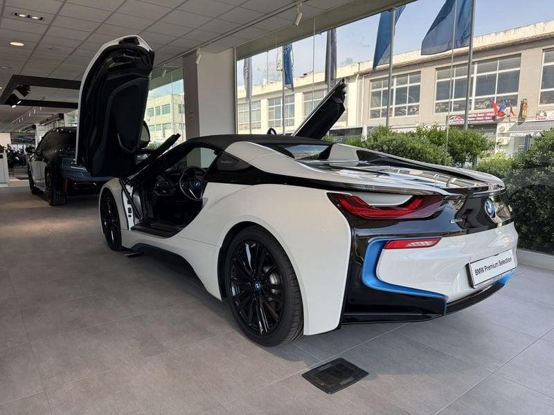 BMW i8 Roadster
