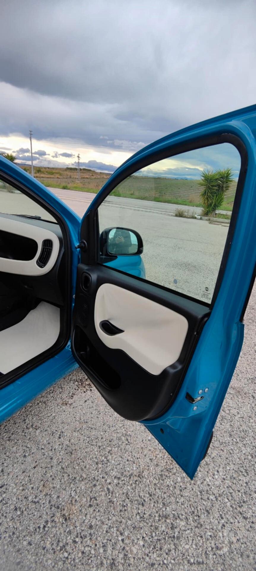 Fiat Panda 0.9 TwinAir Turbo Natural Power Lounge