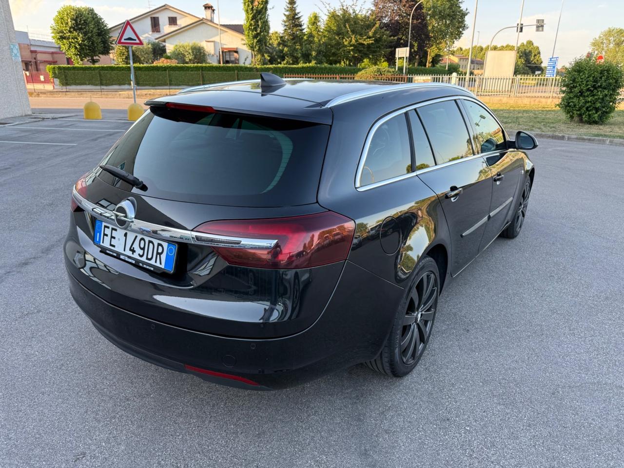 Opel Insignia 1.6 CDTI 136CV Sports Tourer aut. Cosmo Business