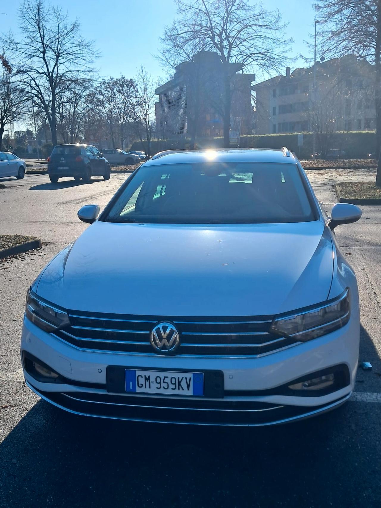Volkswagen Passat Variant 2.0 TDI SCR 200 CV DSG Executive