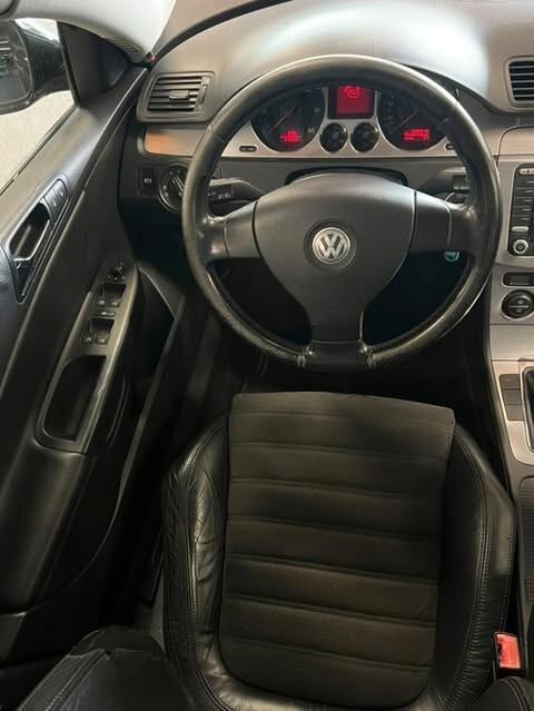 Volkswagen Passat VW Passat 2.0 TDI Highline 140PS Neopatentati