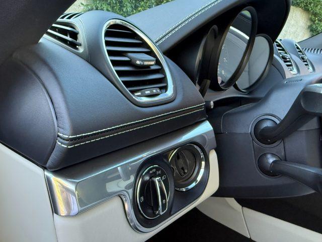 PORSCHE Cayman 2.0 Style Edition