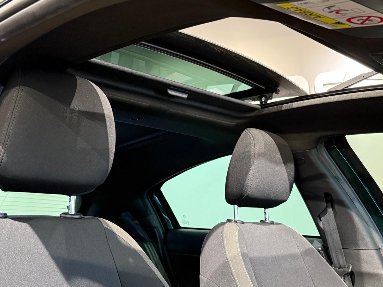 Alfa Romeo Giulietta 1.6 JTDm 120 allestimento VELOCE verde Visconti