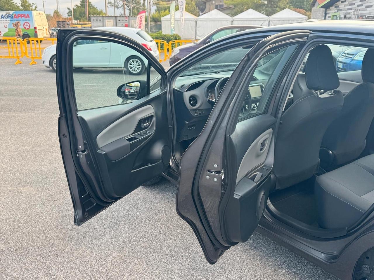 Toyota Yaris 1.0 BENZ 72CV 5P ACTIVE FULL OPTIONAL 2019
