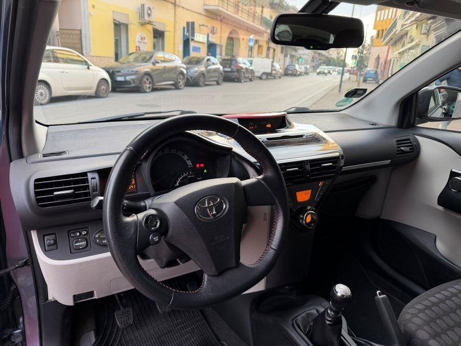 TOYOTA IQ 1.4 D4D LOUNGE CERTIFICATA UNIPROPRIETA