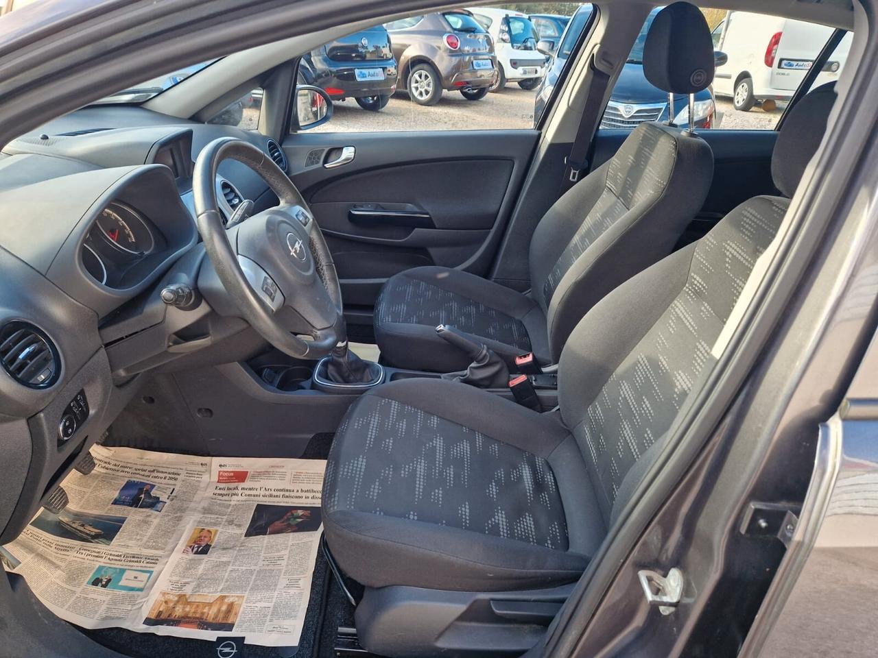 Opel Corsa 1.2 5 porte Elective